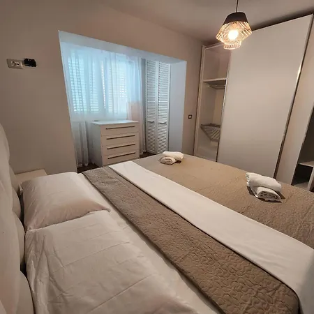 Apartment Sweet Luxury Tirana Exterior photo